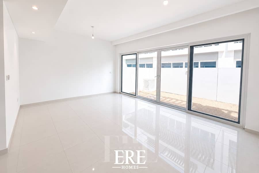 Vacant 4BR Townhouse | Damac Hills 2 Vacant 4BR Townhouse | Damac Hills 2