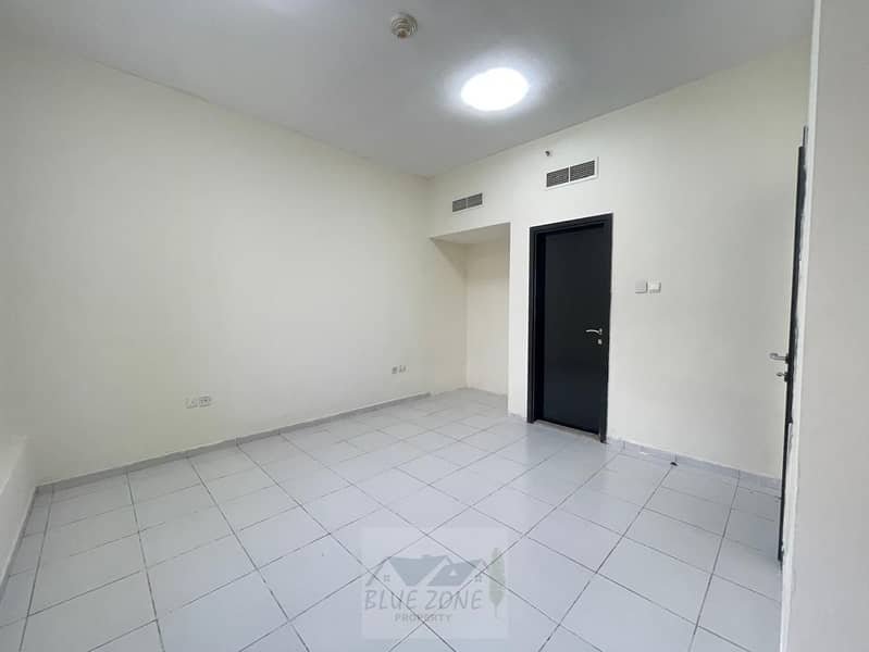 SPECIOUS 1BHK AVAILABLE FOR RENT NEAR MADINA MALL FOR FAMILYS
