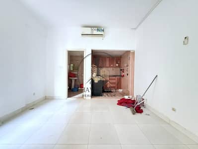 Studio for Rent in Muwaileh, Sharjah - IMG_2658. jpg