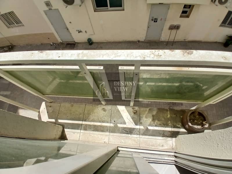 8 64565. jpg