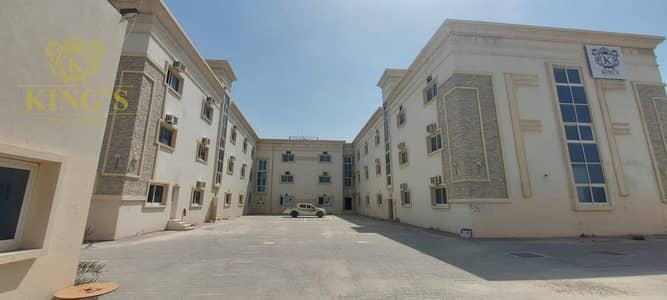 Labour Camp for Rent in Al Hayl, Fujairah - 1fd70e39-44d9-4285-aea1-0b81cb69d3e1. jpg