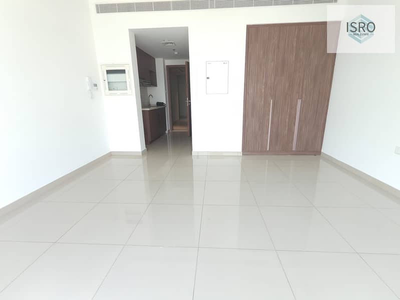 5 23caa7ed-ffc5-45af-a19f-ccc64920ec91. jpg