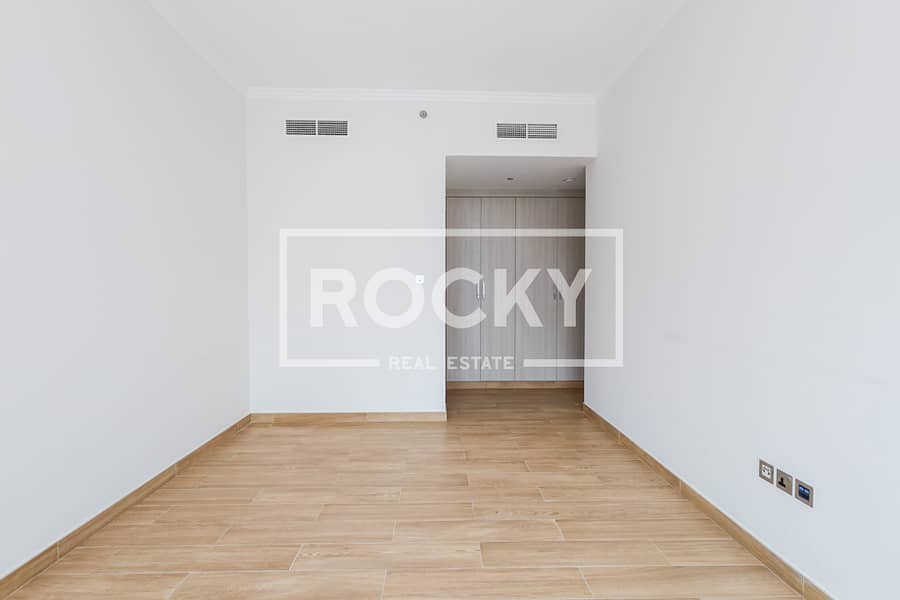 24 Business Bay - Art 18_-36. JPG