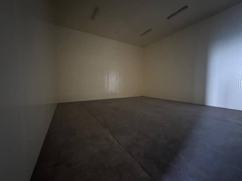 9 Image 0