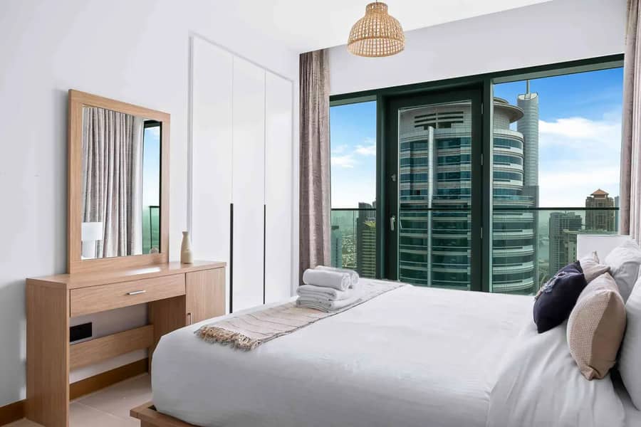 9 n2penthouse04070. jpg