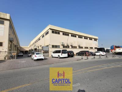 Warehouse zum zur Miete in Al Quoz, Dubai - outside road 1. jpeg