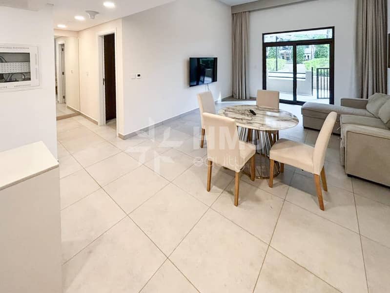 Pool level | Spacious terrace | Vacant Now Pool level | Spacious terrace | Vacant Now