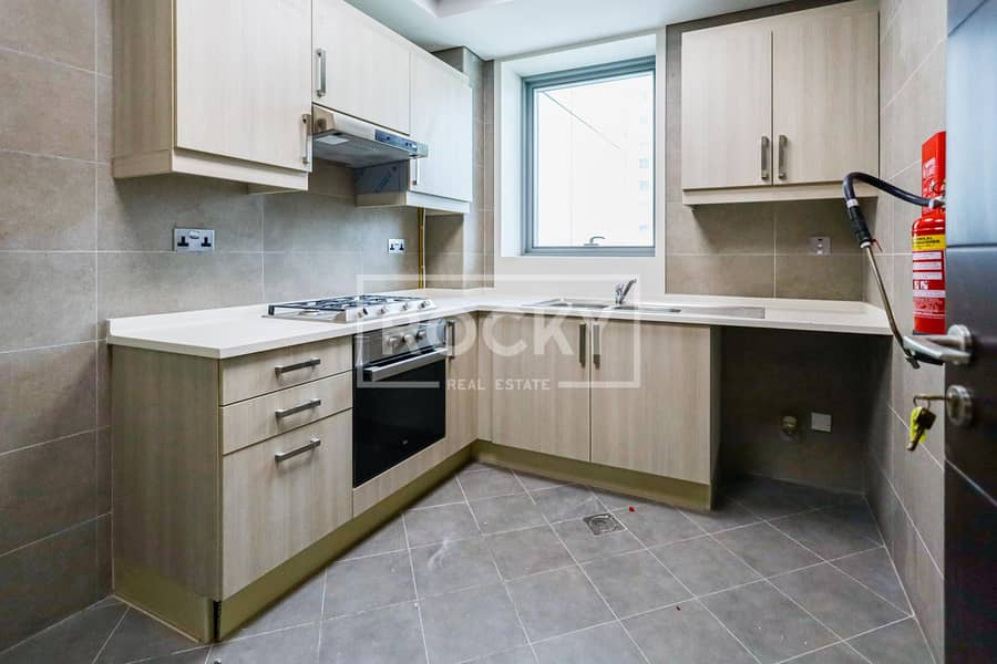6 ART 18 - kitchen (2). jpg