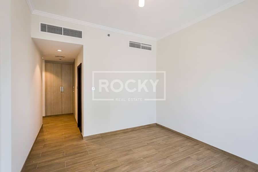 7 ART 18 - bedroom (1). jpg