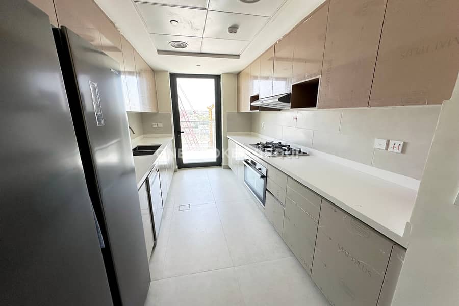 Vastu Compliant | 2BR Maid | Pool / Sunset View - Image 5