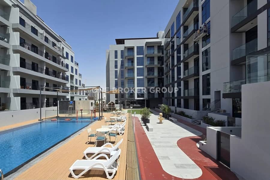 Vastu Compliant | 2BR Maid | Pool / Sunset View - Image 12
