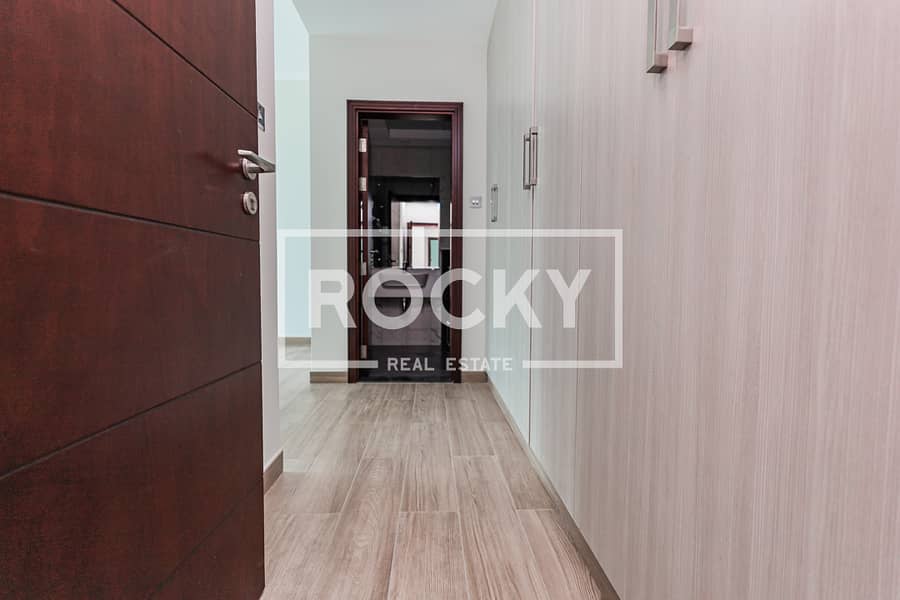 18 Business Bay - Art 18 - Unit 401 -6118. JPG