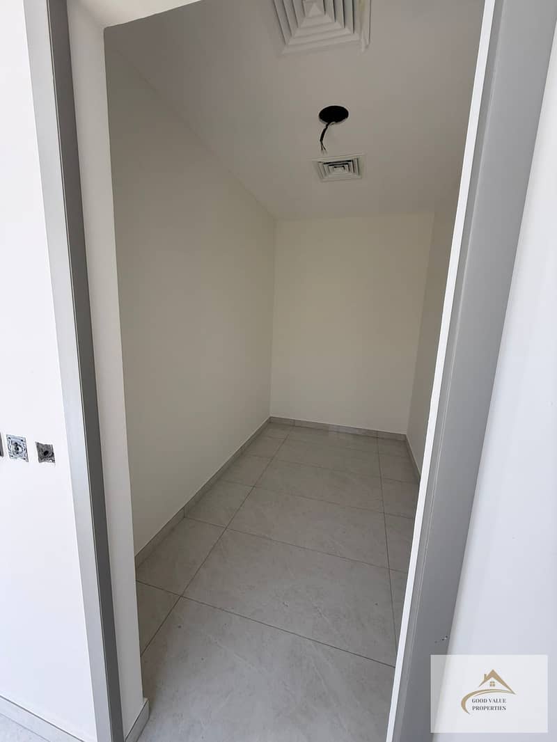 6 1000151978. jpg