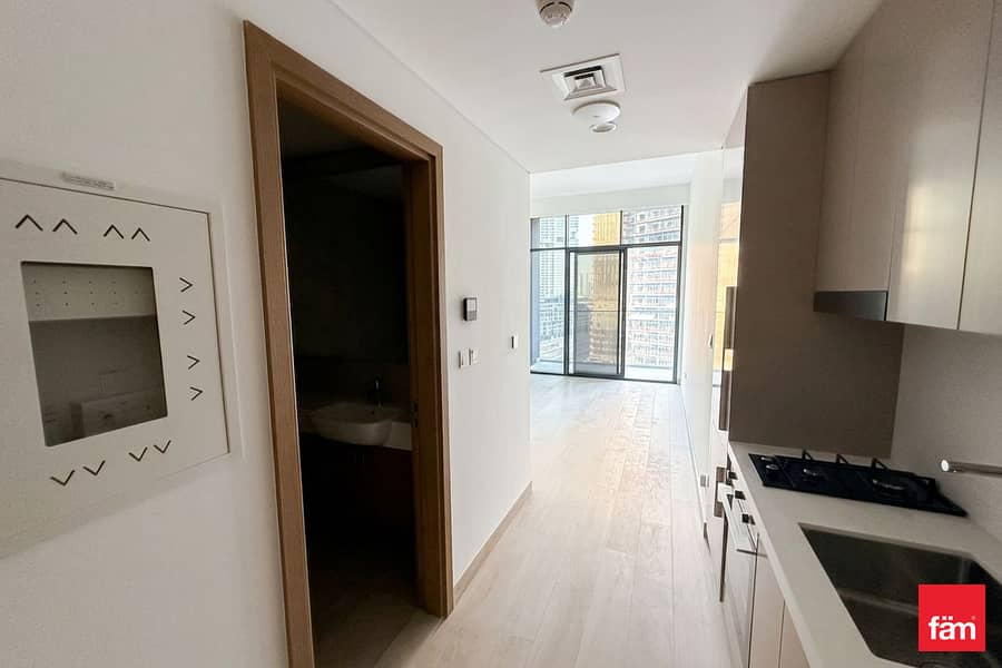 High Floor | Price Negotiable | Brand New - Image 4