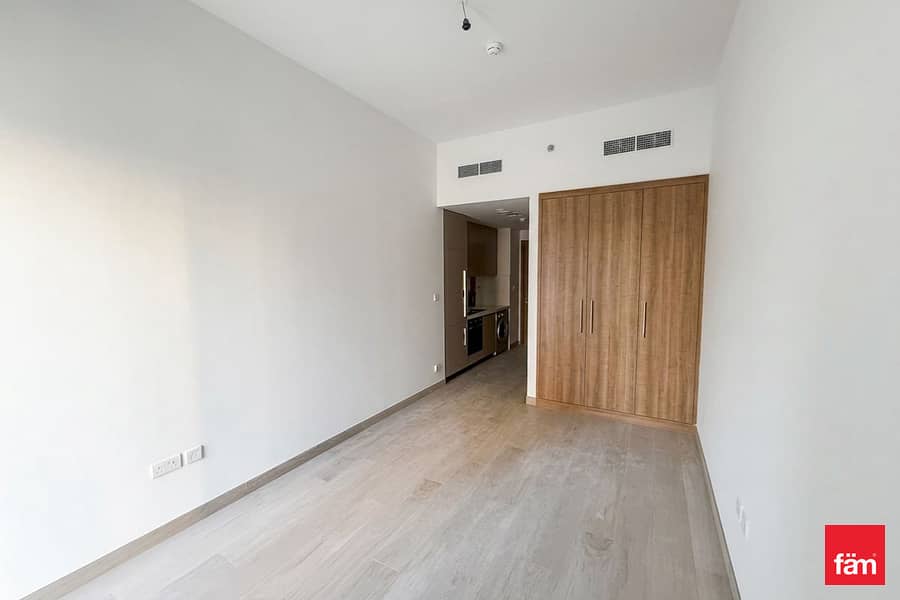 High Floor | Price Negotiable | Brand New - Image 7