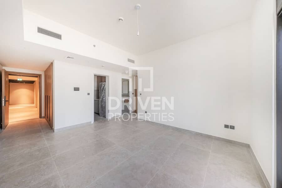 With Study Room | High Floor | Open Marina Views - Image 2