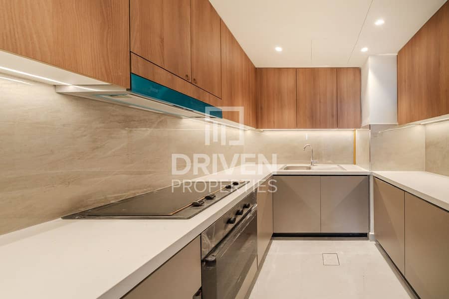 With Study Room | High Floor | Open Marina Views - Image 7