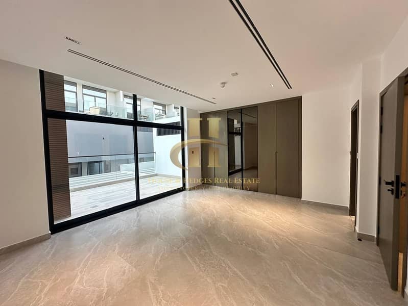Brand new 4 BR | Family Villa | Lift and 2 Parking - Image 15