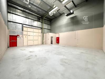 Warehouse zum zur Miete in Dubai Investments Park (DIP), Dubai - Lagerhalle in Dubai Investments Park (DIP), 130000 AED - 15494918
