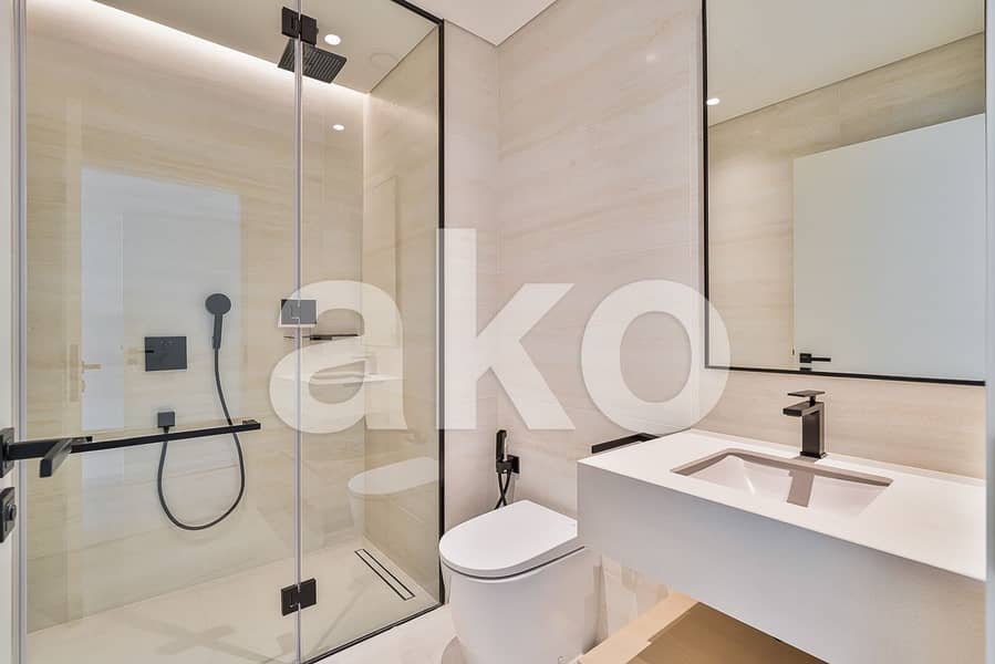 Move-In Ready! Luxury 3BR Duplex Full Creek View - Image 10