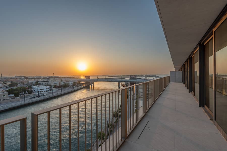 24 UAE-R-59942 DSC09056-Edit. jpg
