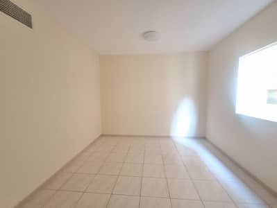 2 Slaapkamers Appartement te Huur in Al Qasimia, Sharjah - 1000103697. jpg