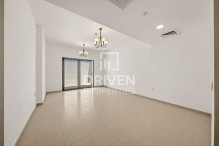 2 Bedroom Apartment for Rent in Bur Dubai, Dubai - Prime Location | Spacious Layout | Modern Apt 2 Bedroom Apartment for Rent in Bur Dubai, Dubai - Prime Location | Spacious Layout | Modern Apt