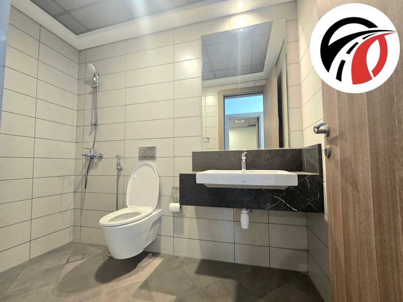 13 1000141183. jpg