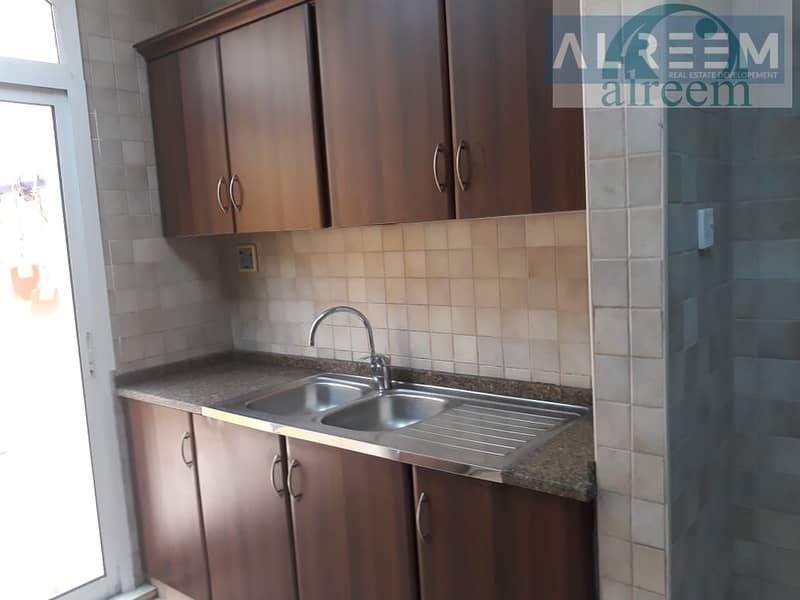 4 4 bed + Maid room Neat Compound Villa for rent