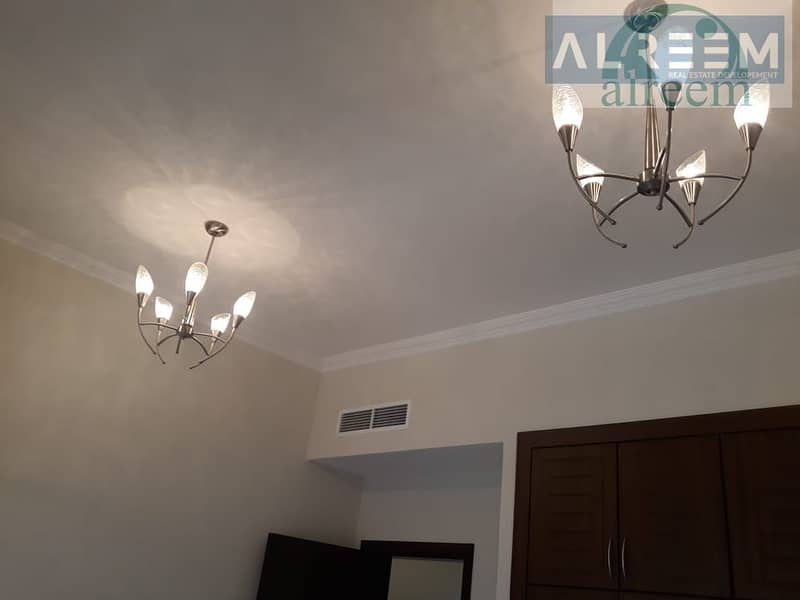 22 4 bed + Maid room Neat Compound Villa for rent