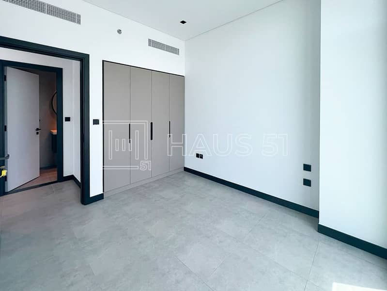 4 Image-6. jpg