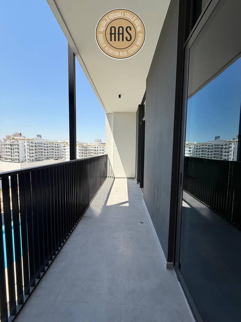 Modern & LuxuriousUpscale 1BR in Architectural MasterpieceLuxury 1-Bedroom in Prestigious High-Rise - Image 2
