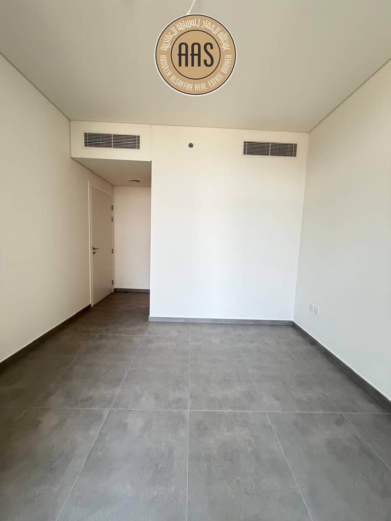 Modern & LuxuriousUpscale 1BR in Architectural MasterpieceLuxury 1-Bedroom in Prestigious High-Rise - Image 3