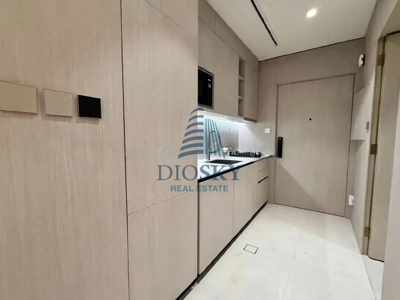 3 Image 3