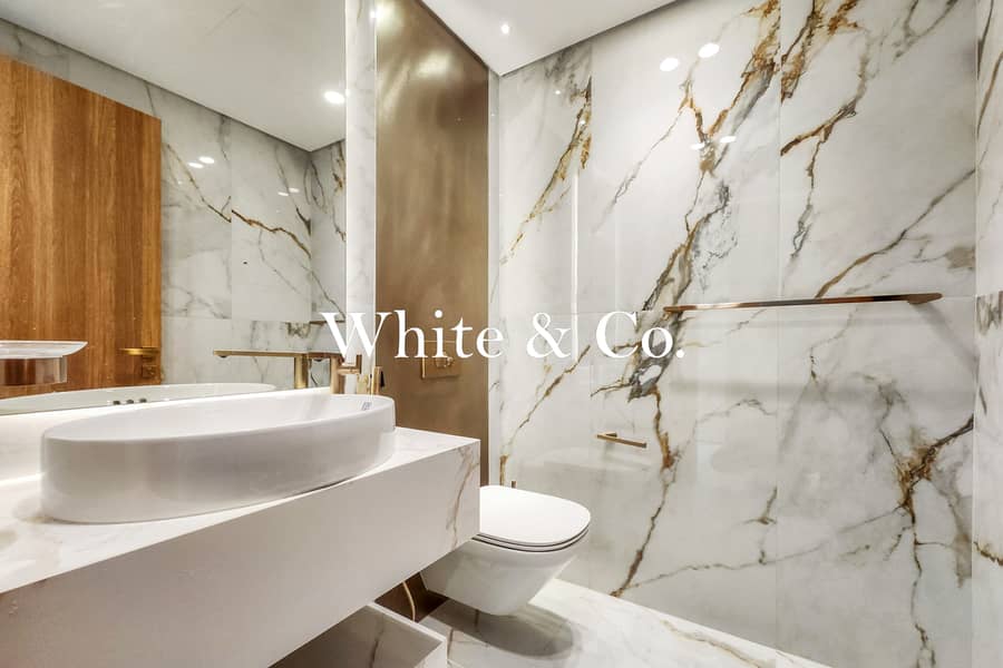 Upgraded | Landscaped | Ready for Occupancy - Image 11