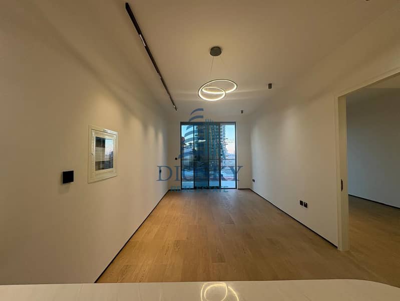2 Image 2