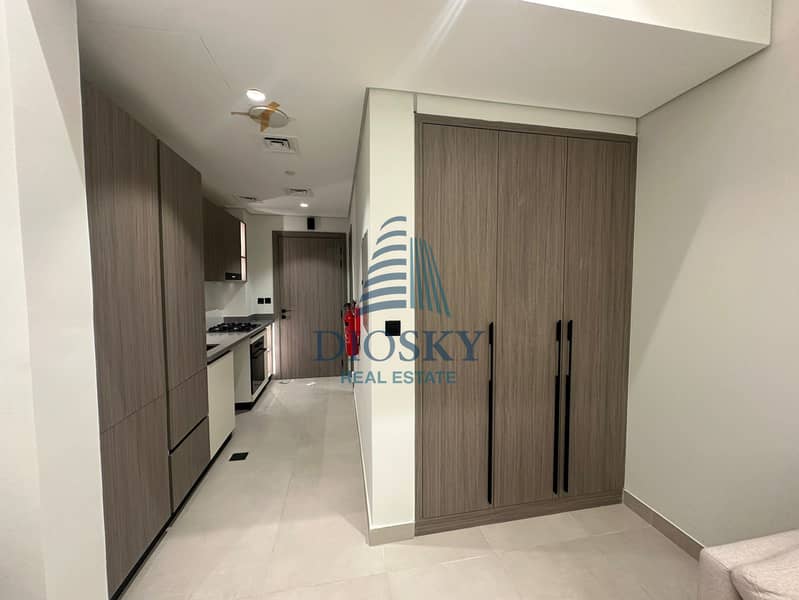 3 Image 3