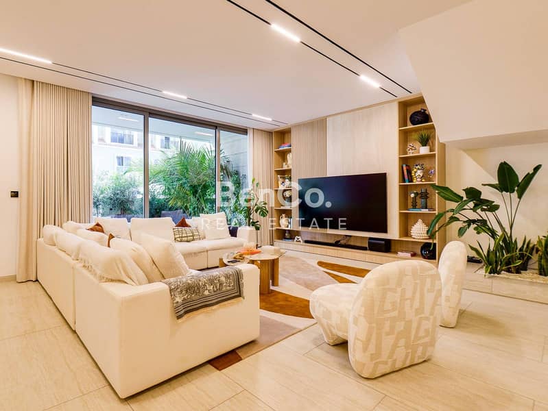 Very Spacious | Luxury Design | Fully Furnished Very Spacious | Luxury Design | Fully Furnished