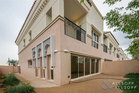 Best Available Option | 3Bed Backing Plaza Best Available Option | 3Bed Backing Plaza