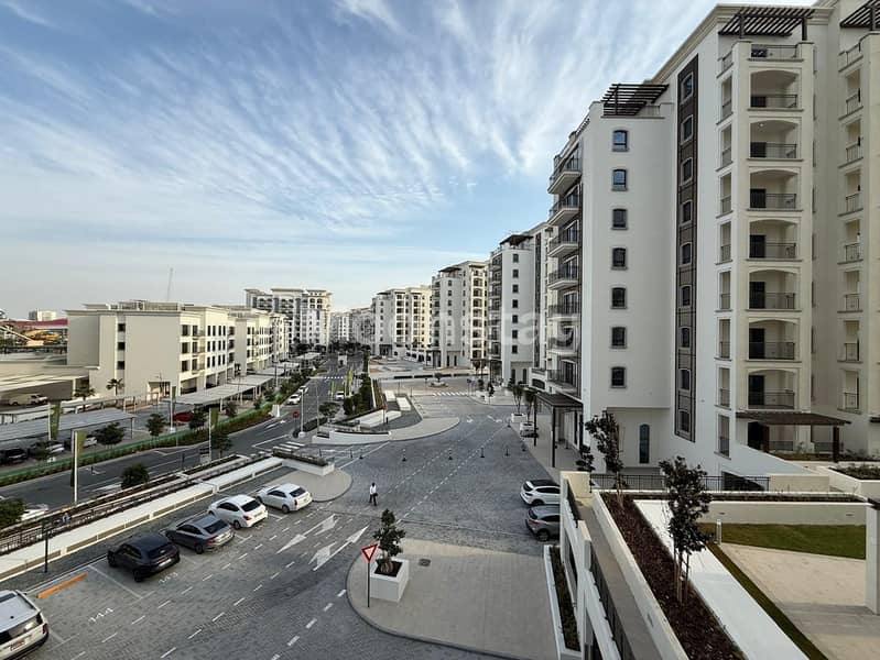 Low Floor | Road View | Handover in March Low Floor | Road View | Handover in March