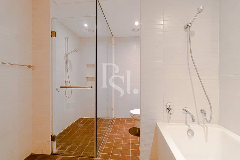 9 al-raha-beach-muneera-abu-dhabi-bathroom (5). JPG