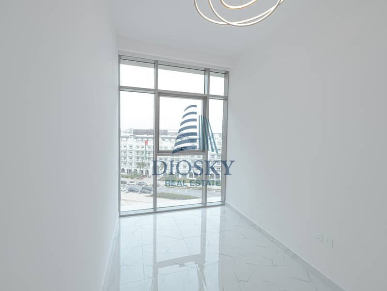 7 Image 7