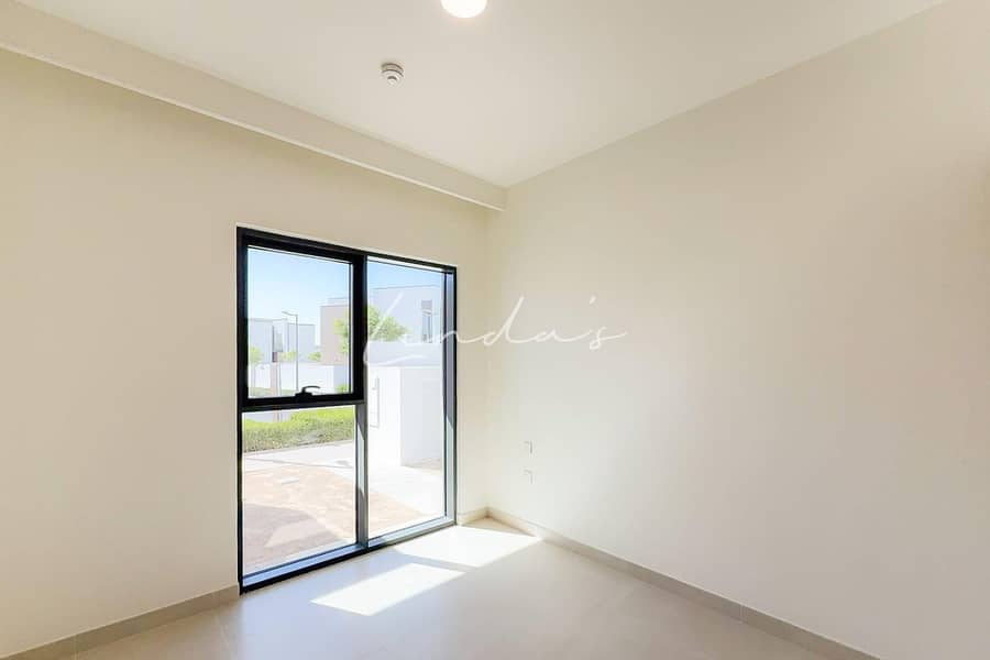 4 images image img