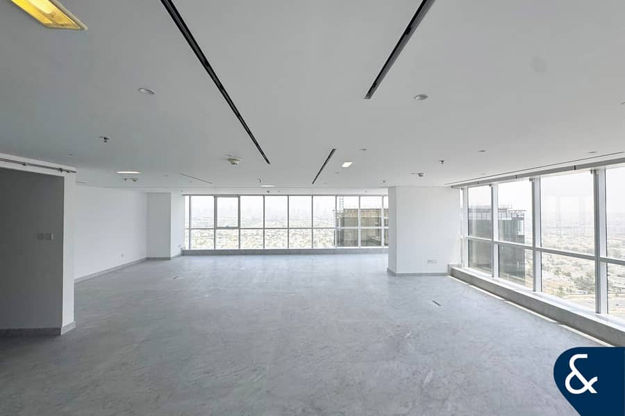 Open Space | Corner Unit | Vacant on Transfer Open Space | Corner Unit | Vacant on Transfer