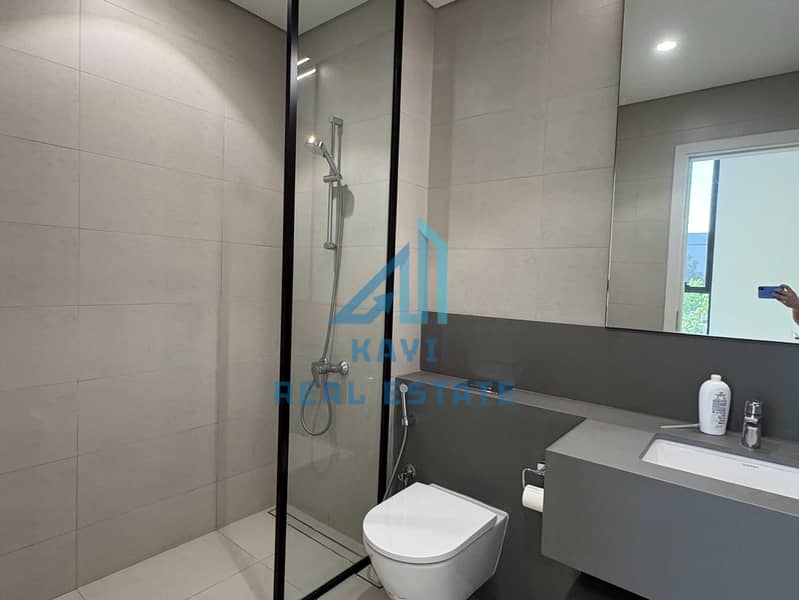 15 a3b06671-7bbb-4da9-bbe4-c26f97fd83f7. jpg