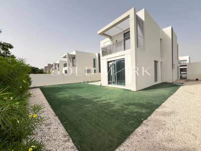 4 Bedroom Villa for Rent in Dubai South, Dubai - 4+Maid | Standalone | Vacant | Park Backing 4 Bedroom Villa for Rent in Dubai South, Dubai - 4+Maid | Standalone | Vacant | Park Backing