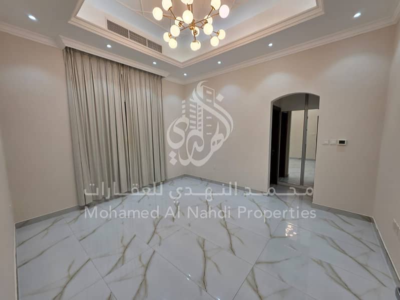 2 3f6abcd3-12b9-404e-9aed-26f9078d9679. jpg