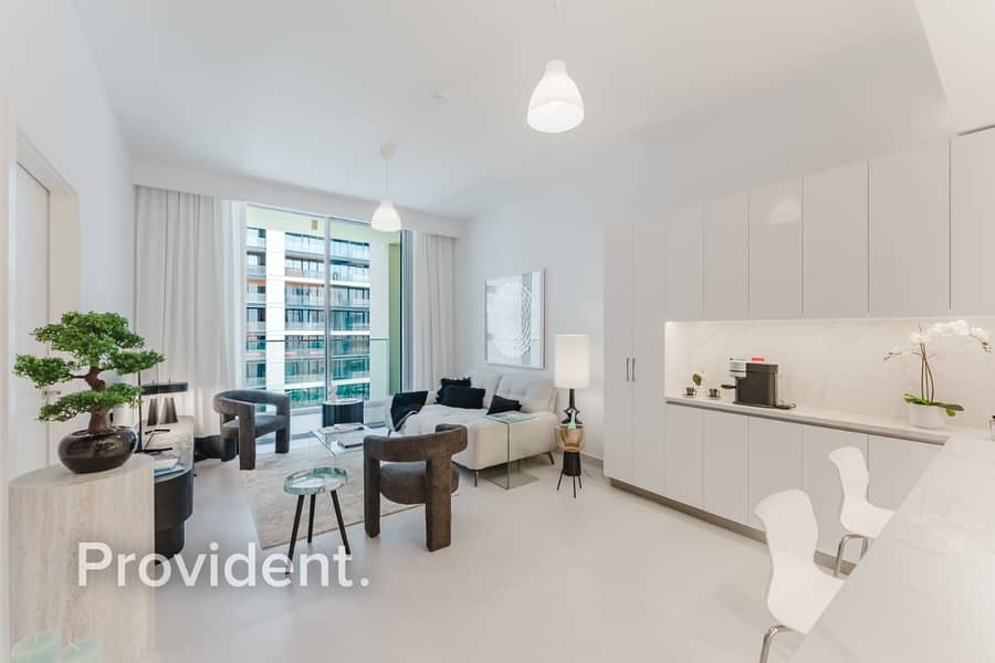 Pool View | Vacant | Optional Furnishing Pool View | Vacant | Optional Furnishing