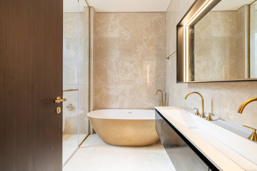 11 0L7A7248-HDR. jpg
