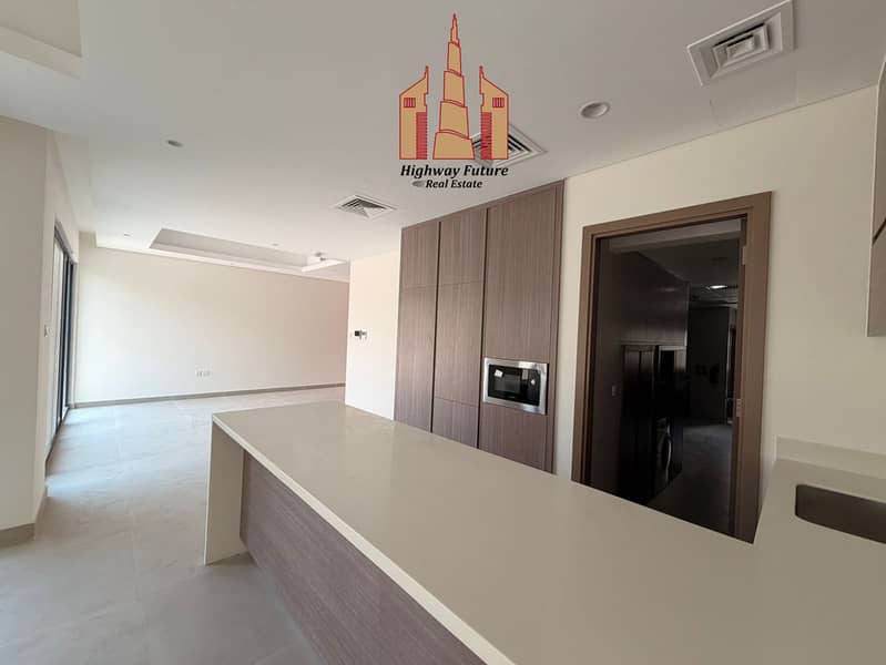 Luxurious 5BR Villa With Maidroom Wardrobes For Rent only 170k - Image 20